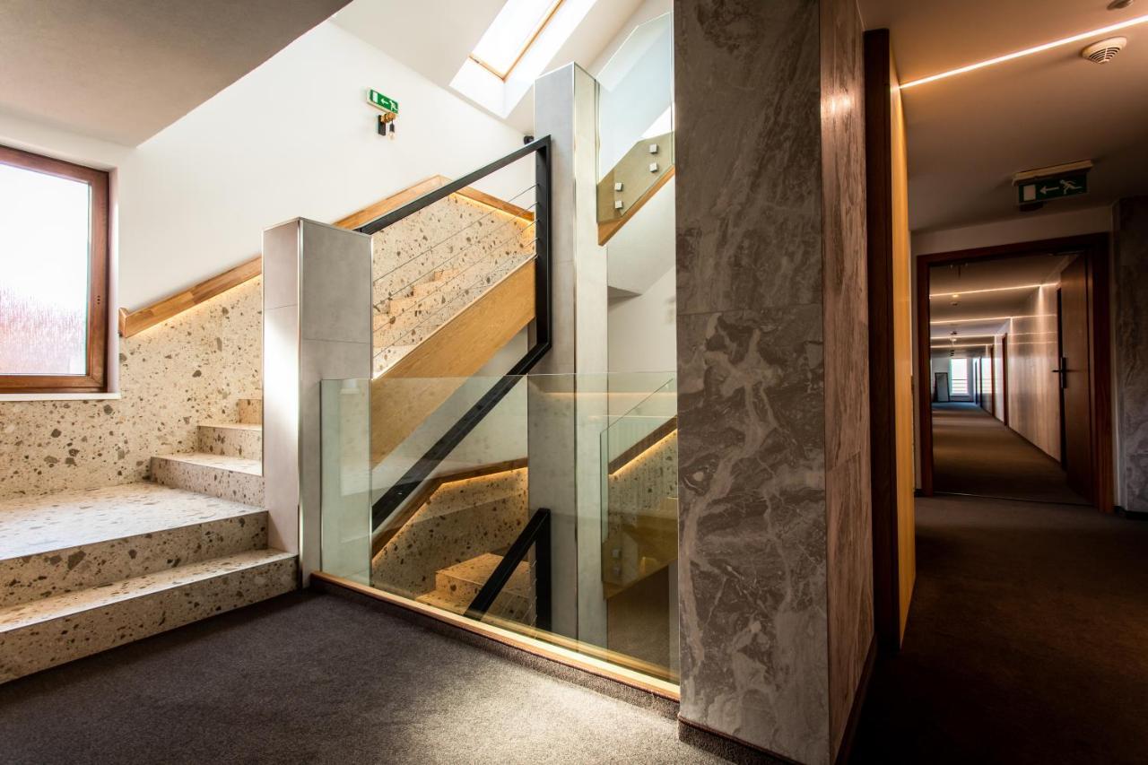 Hotel Novy Kastiel - Self Check-In Topolcany Luaran gambar