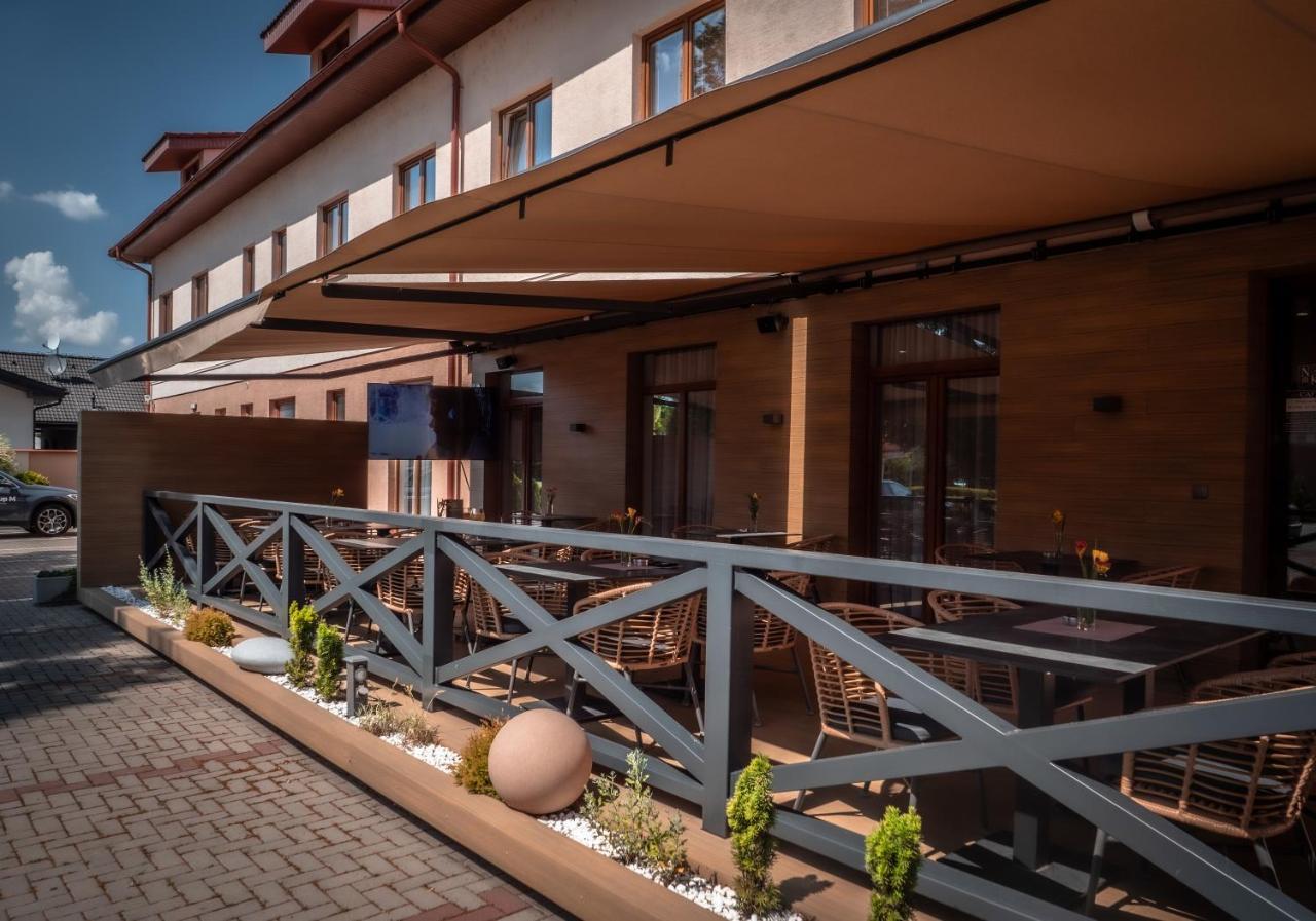 Hotel Novy Kastiel - Self Check-In Topolcany Luaran gambar